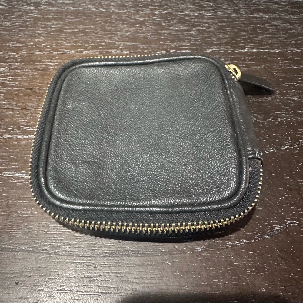 Margot Black Leather Zip Travel Jewelry Box Case